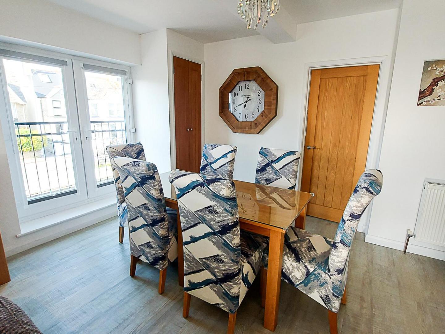 Meadow View Apartments Ньюкі Екстер'єр фото